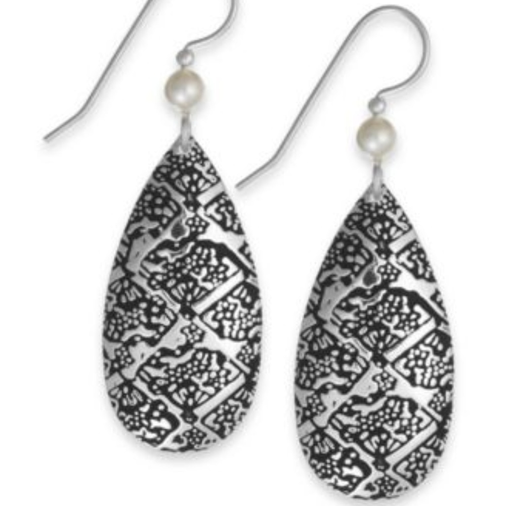 Jody Coyote Textured Teardrop and Austrian